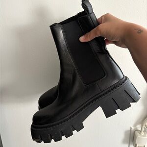 STEVE MADDEN Boots